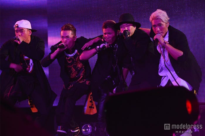 DOBERMAN INFINITY/「第19回 東京ガールズコレクション 2014 AUTUMN/WINTER」より