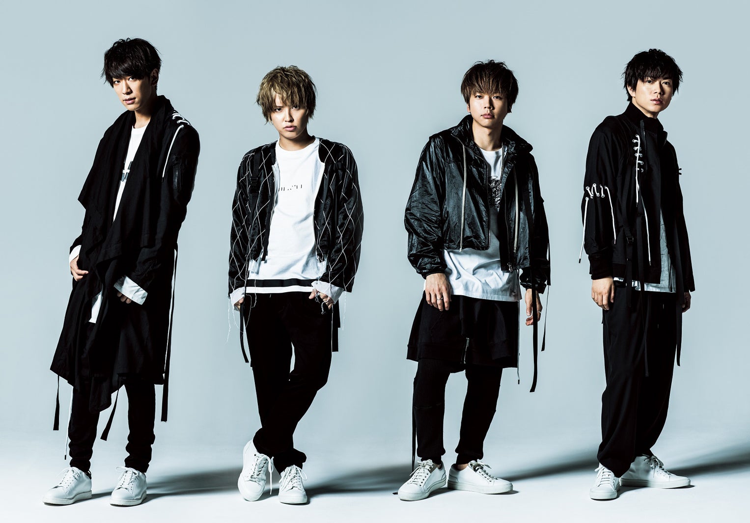 NEWS、結成15周年の覚悟＆ツアーにかける想い…舞台裏に密着