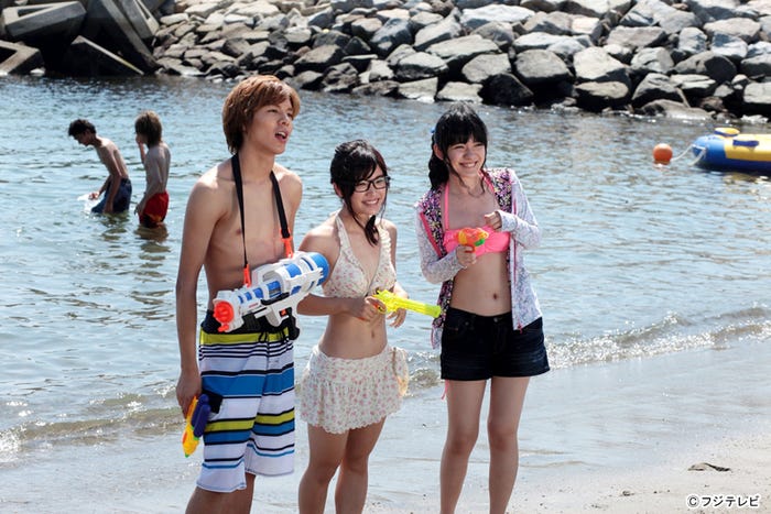 井出卓也、美山加恋、小島藤子/ドラマ「山田くんと7人の魔女」第5話より