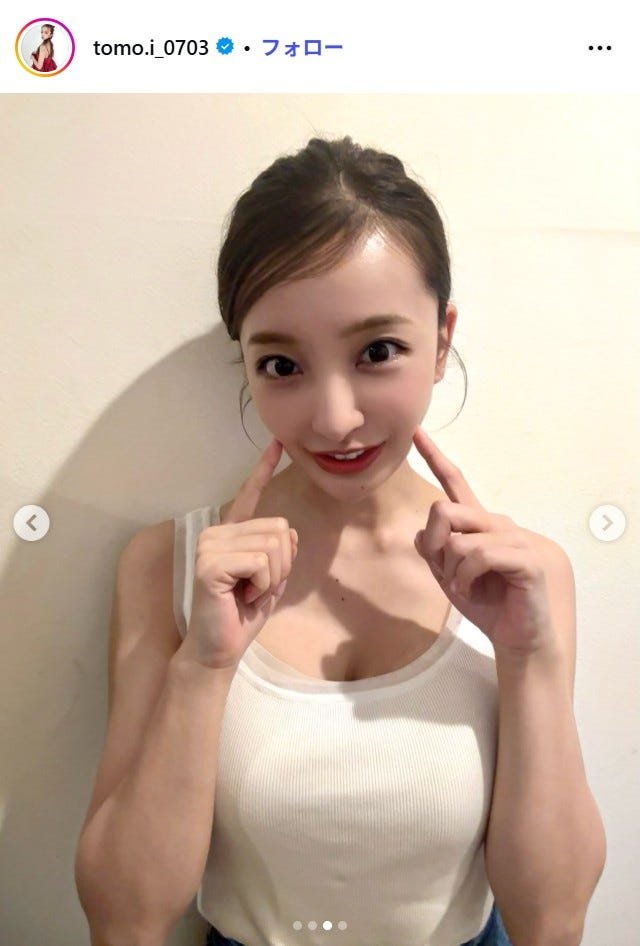 板野友美Instagramより
