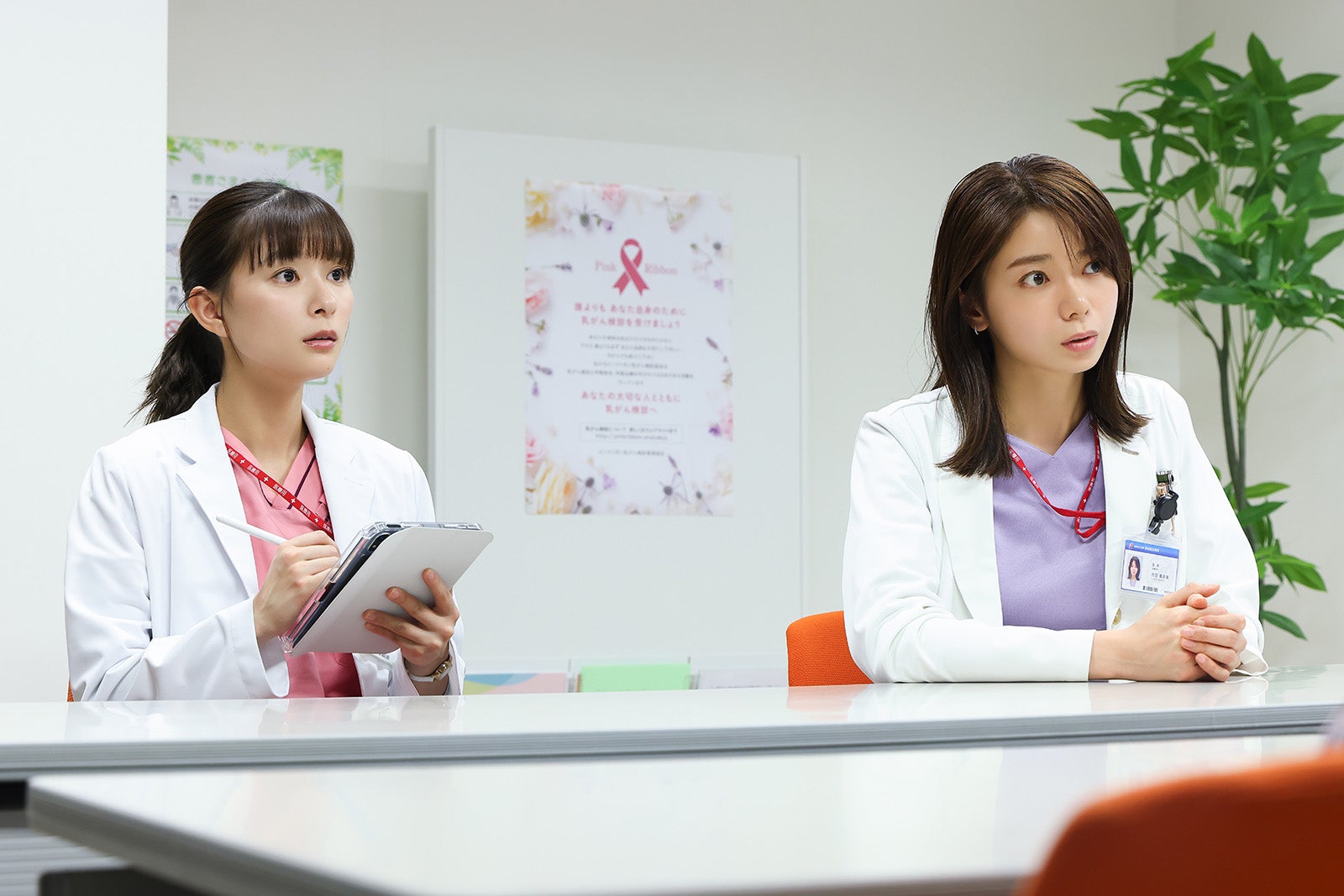 芳根京子、森カンナ「まどか26歳、研修医やってます！」第8話（C）TBS