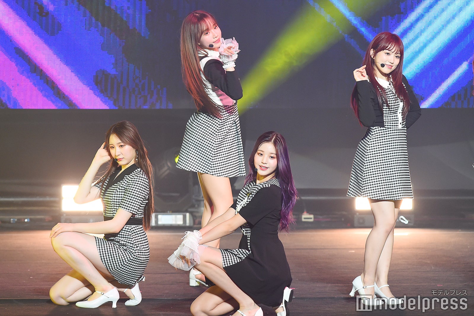 IZ*ONE （C）モデルプレス