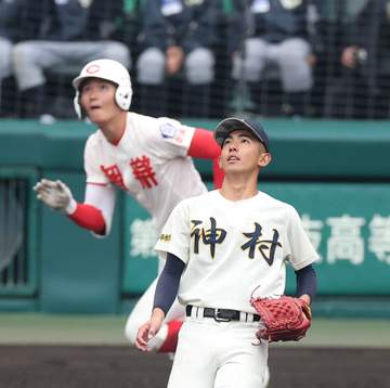 神村学園 逆転負けで21年ぶり8強進出ならず 初戦完封の先発・龍頭が八回に初失点、延長タイブレークで散る