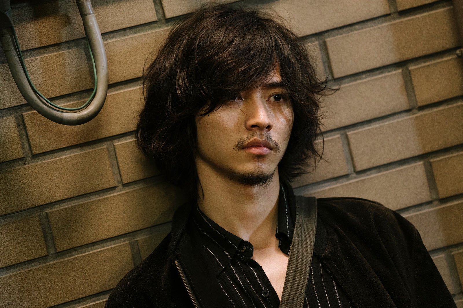 山崎賢人（C）2020「劇場」製作委員会