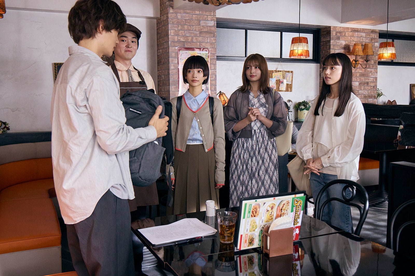 佐野勇斗、望月歩、見上愛、吉川愛、清原果耶「マイダイアリー」第1話（C）ABCテレビ