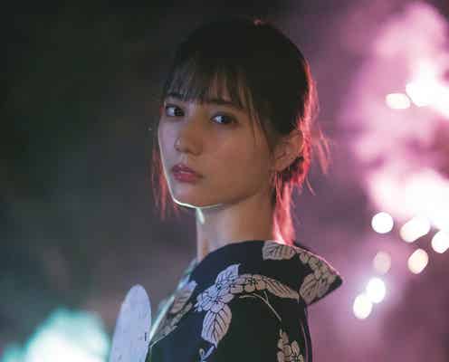 日向坂46小坂菜緒、1st写真集の発売前緊急重版決定 先行カット第七弾公開<君は誰?>