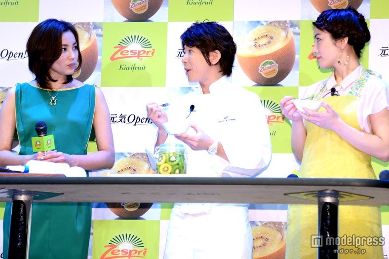 （左から）瀬戸朝香、川越達也、森崎友紀