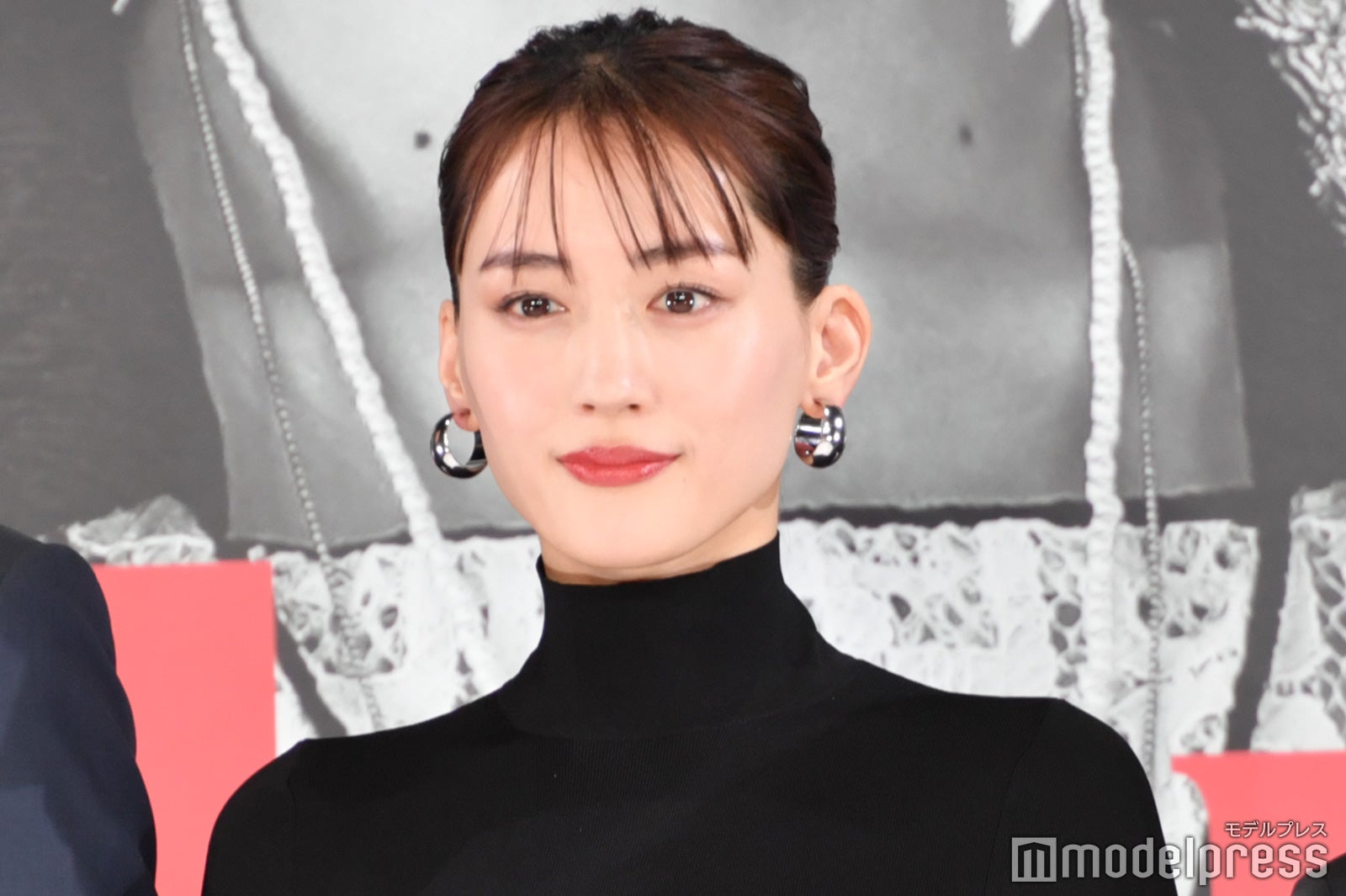 綾瀬はるか（C）モデルプレス