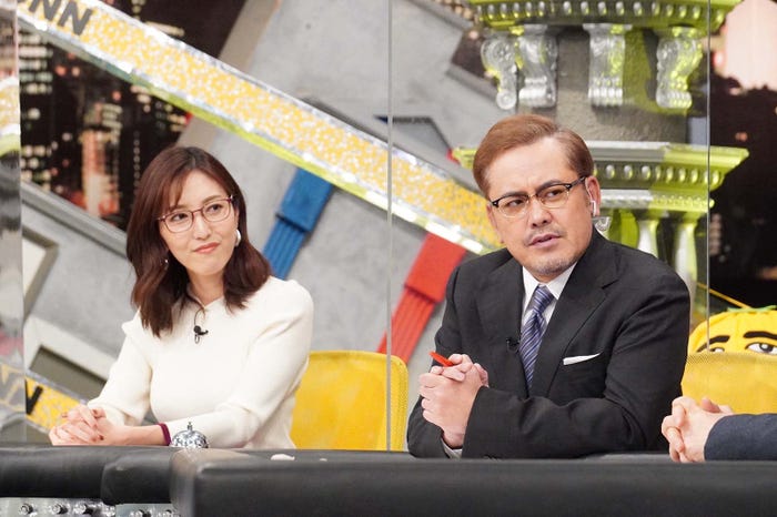 小澤陽子アナ、アリタ哲平(C)フジテレビ