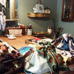 ヴィンテージスカーフをあしらったバッグのお店「LDITILY(ライ・ダウン・アイ・シンク・アイ・ラブ・ユー)」