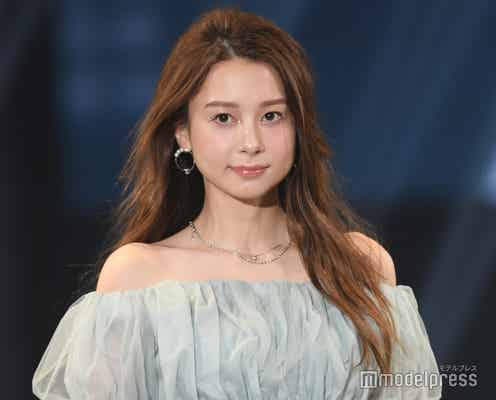 Niki、オフショルから美デコルテ魅せ 春コーデが爽やか【札幌コレクション2024SS】