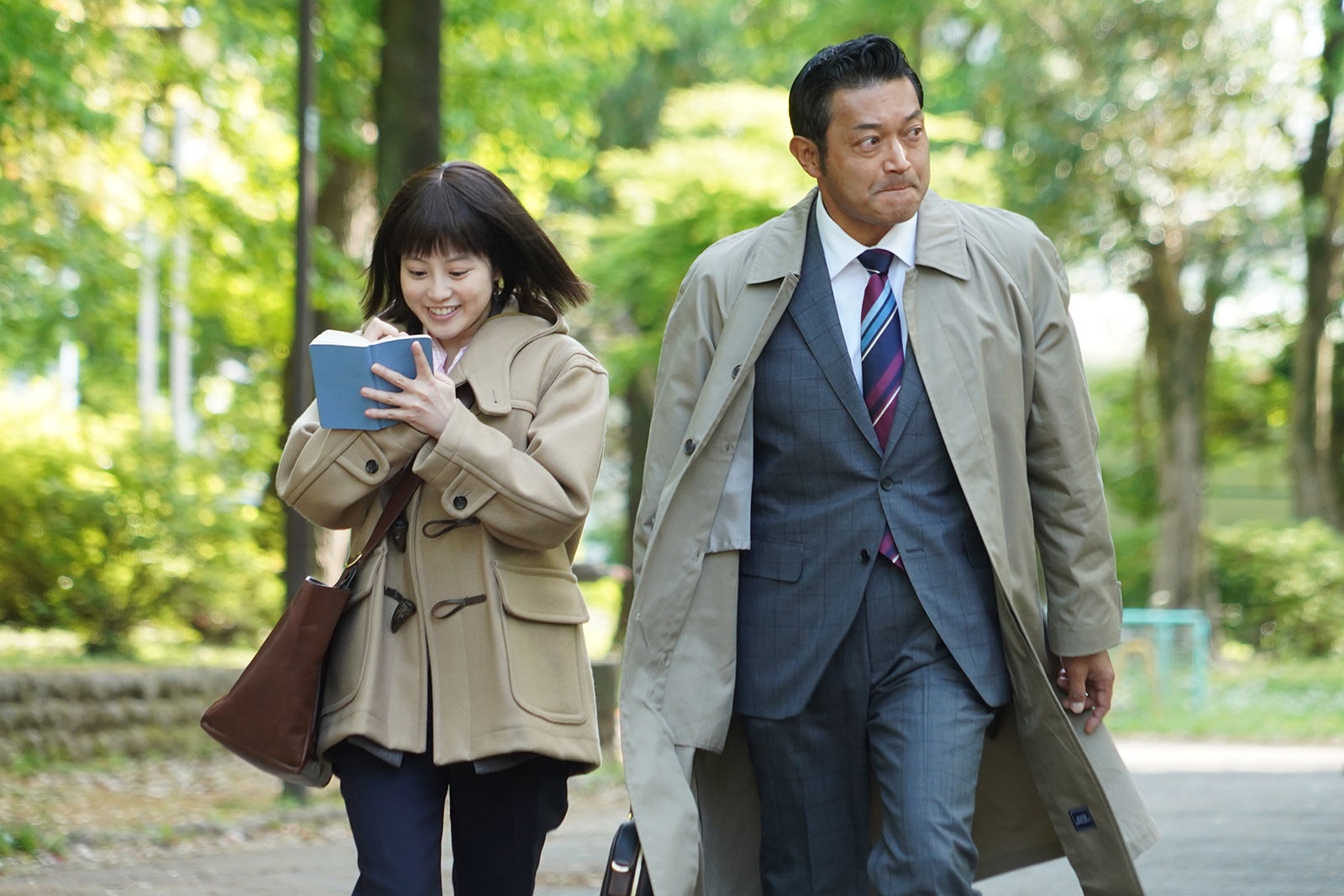 今田美桜、山口智充／「悪女（わる）～働くのがカッコ悪いなんて誰が言った？～」第5話より（C）日本テレビ