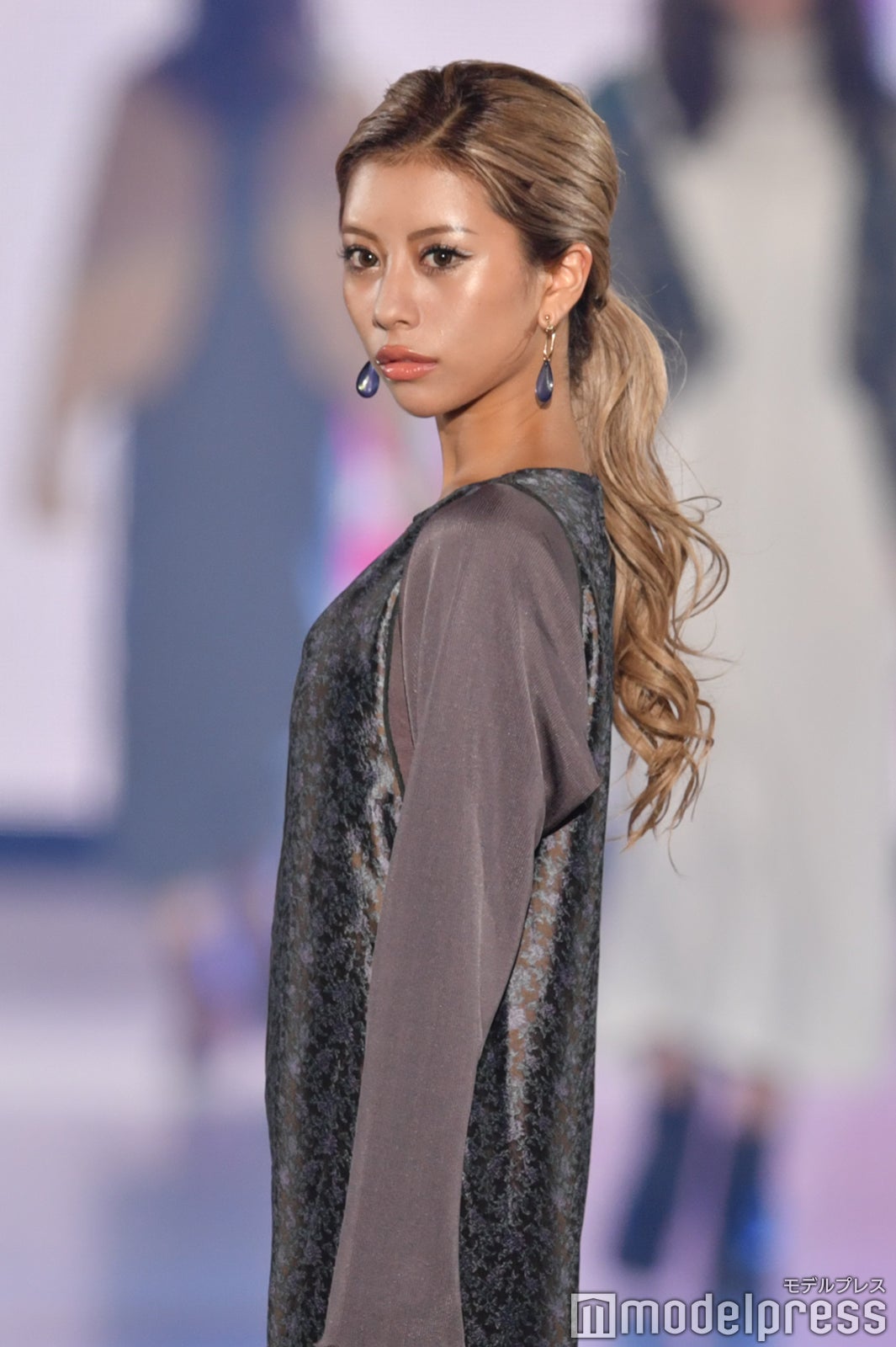 華（C）モデルプレス