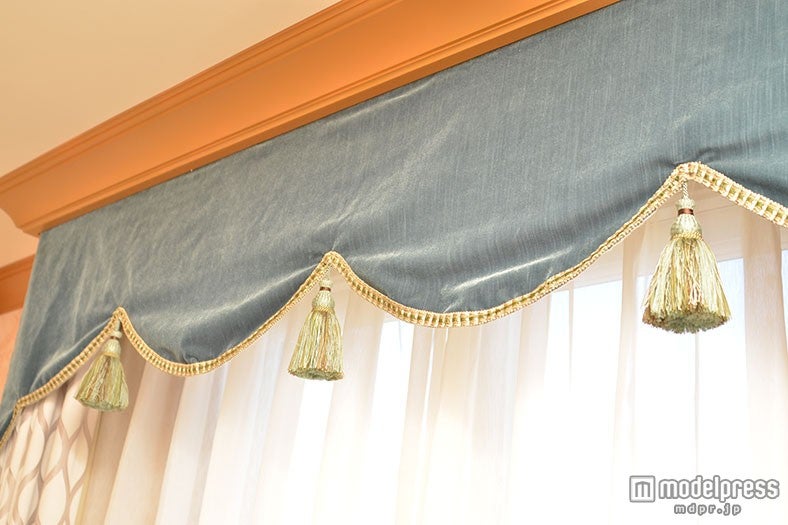 ヴェネツィア・サイド／カーテン