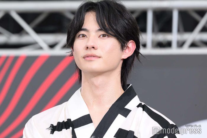 前田拳太郎(C)モデルプレス