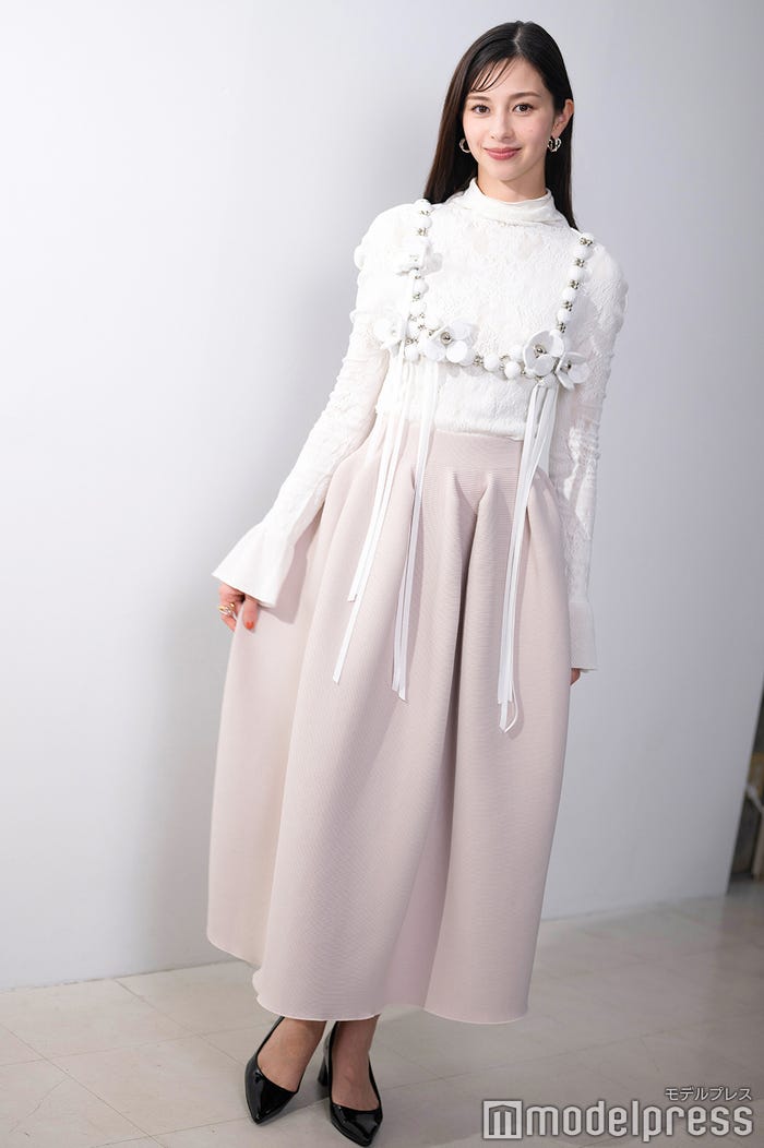 中条あやみ(C)モデルプレス/スタイリスト:藤井希恵(THYMON)、ヘアメイク:横山雷志郎(Yolken)