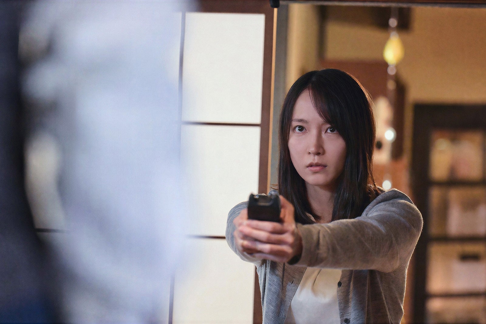吉岡里帆（C）佐野広実／講談社（C）2026「シャドウワーク」製作委員会