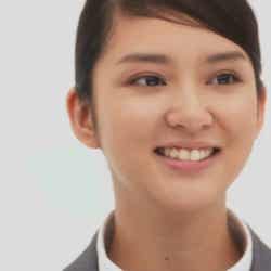 武井咲(「ふたりが変える篇」より)