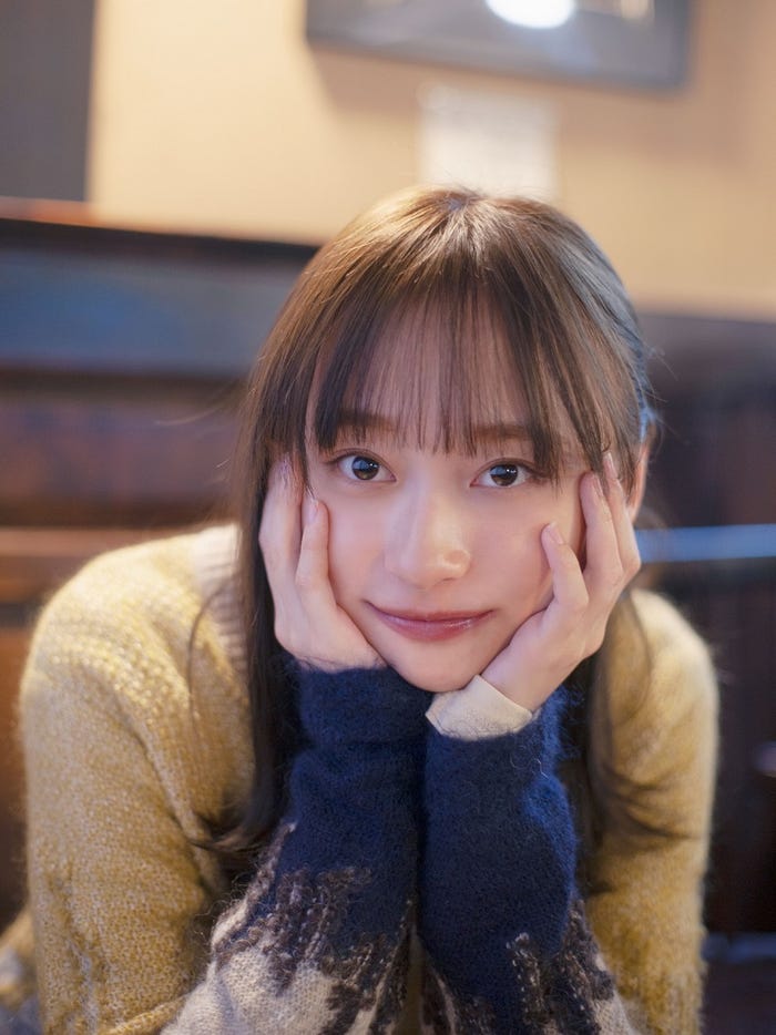 影山優佳 HMV渋谷パネル展「金星(美しい)」より /撮影:新津保建秀(扶桑社刊)