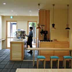 コーヒー器具をモチーフにしたオリジナルのランプ/画像提供:ライトアップコーヒー