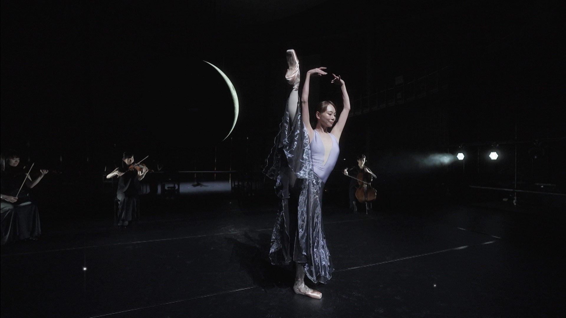 上野水香 （C）2021 IMAGICA EEX Inc. All Rights Reserved．