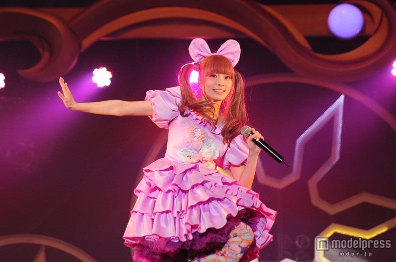 きゃりー、華原朋美、CNBLUEら豪華アーティストがクリスマスに集結＜セットリスト＞