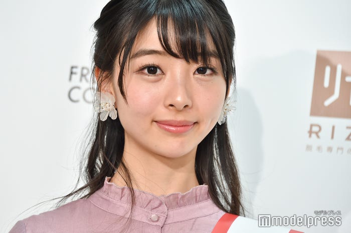 (C)モデルプレス