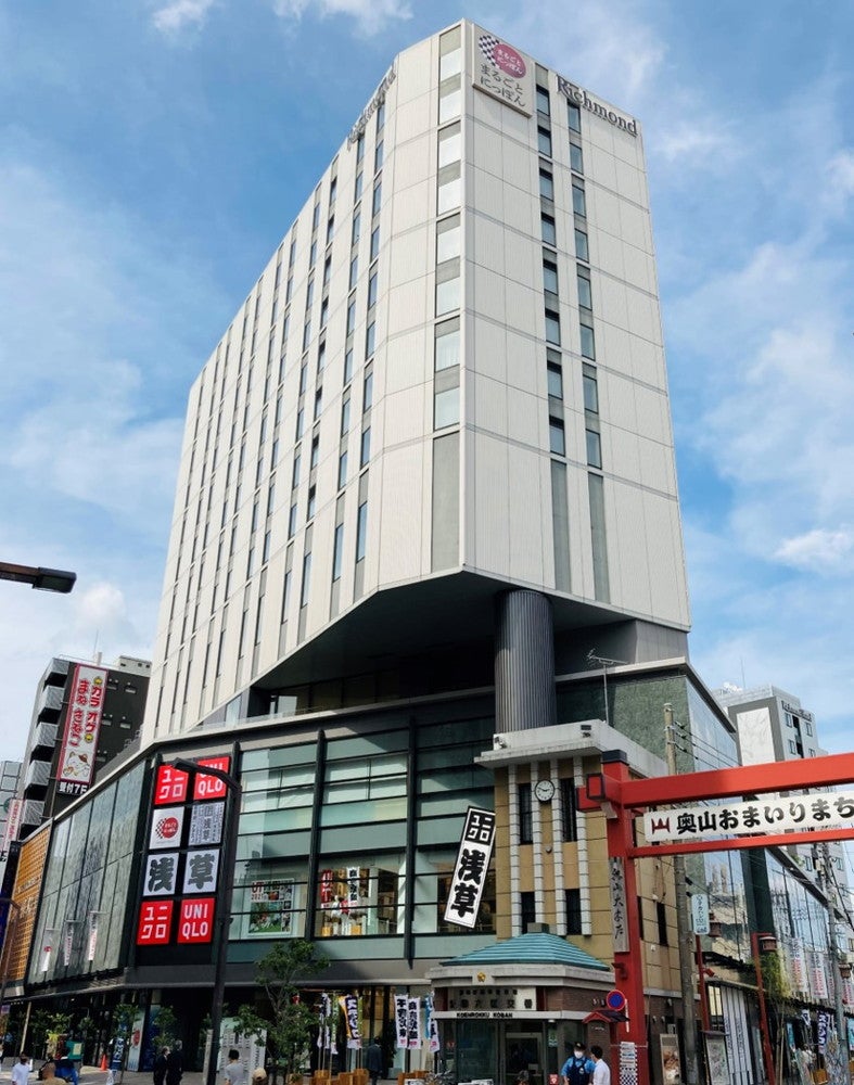 浅草横町のある東京楽天地浅草ビル／画像提供：東京楽天地