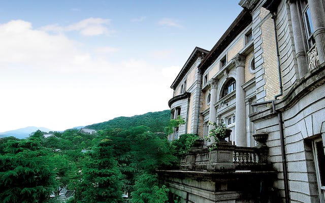 【京都でヌン活】レトロな洋館ホテルで楽しむ、一保堂茶舗のお茶を使った「京の新緑アフタヌーンティー」が期間限定で登場