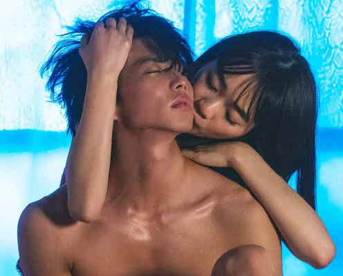 「liar」FANTASTICS佐藤大樹&見上愛、“赤い糸”演出が「斬新」「切なすぎる」と話題 4年後に衝撃展開も