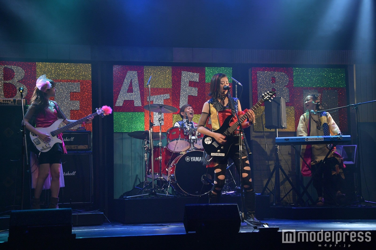 舞台「FILL-IN～娘のバンドに親が出る～」公開ゲネプロ（C）モデルプレス