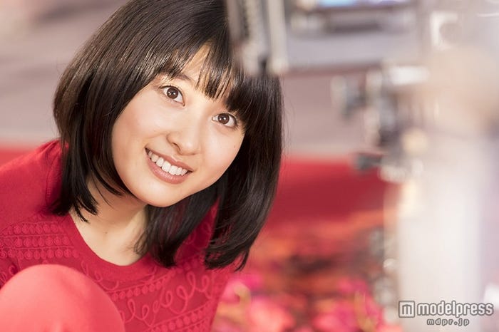 土屋太鳳/CMメイキング風景