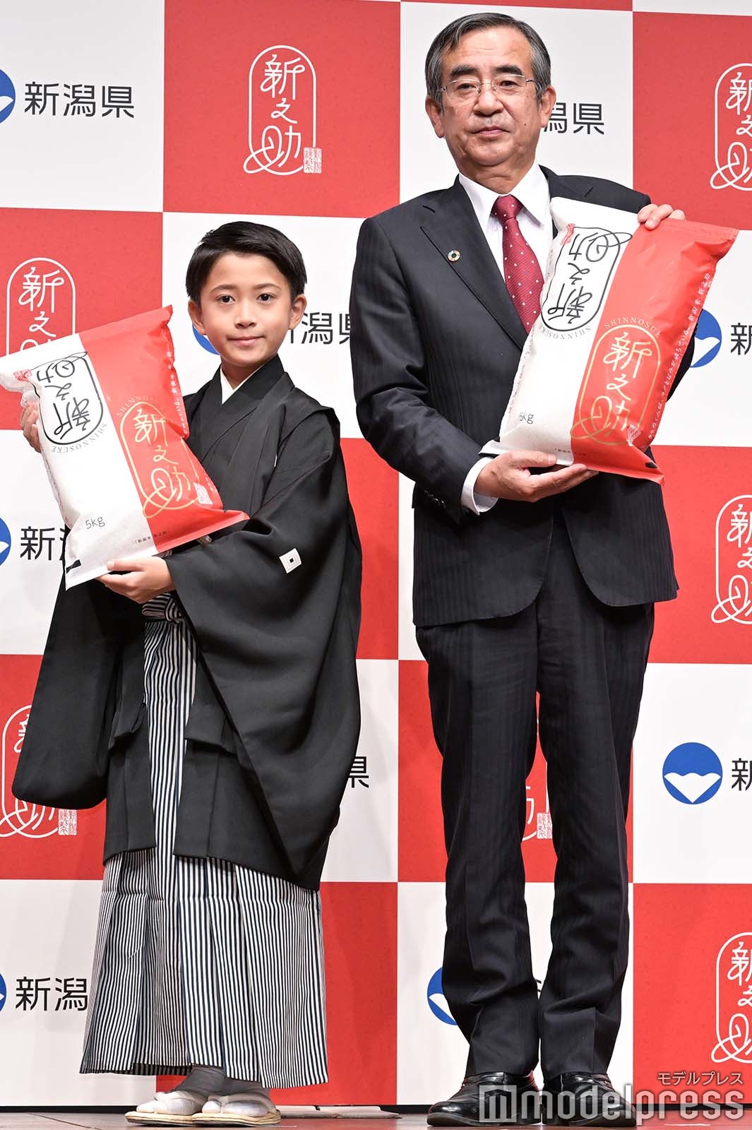 市川新之助、新潟県副知事・佐久間豊氏（C）モデルプレス