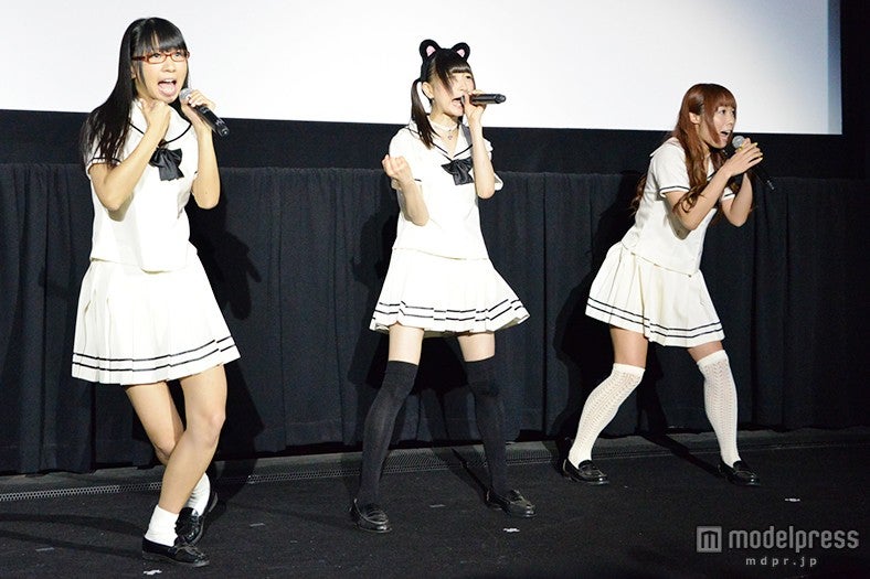 （左から）古川未鈴、藤咲彩音、成瀬瑛美