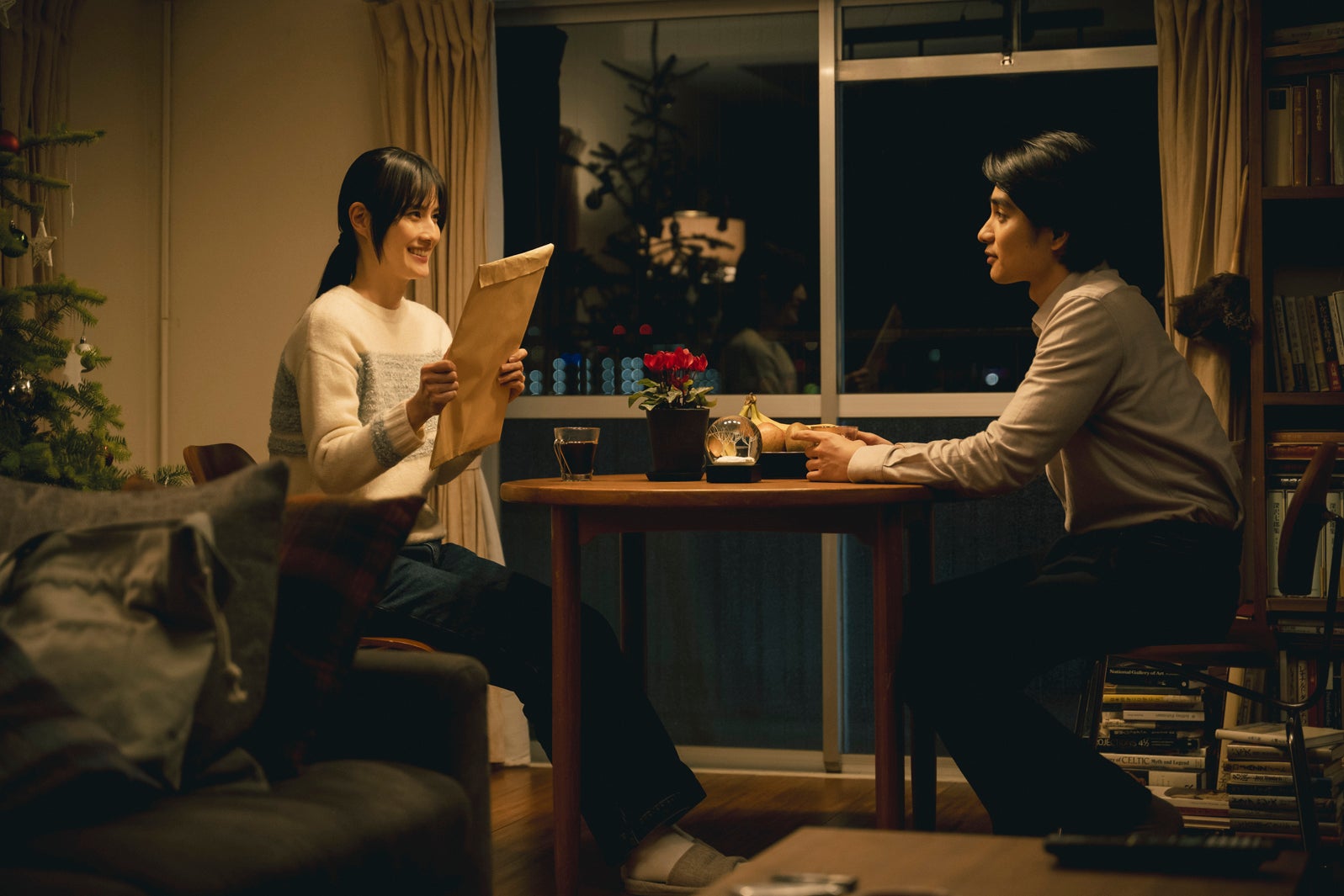 橋本愛、中村蒼（C）2015 柚木麻子/祥伝社 （C）2024「早乙女カナコの場合は」製作委員会