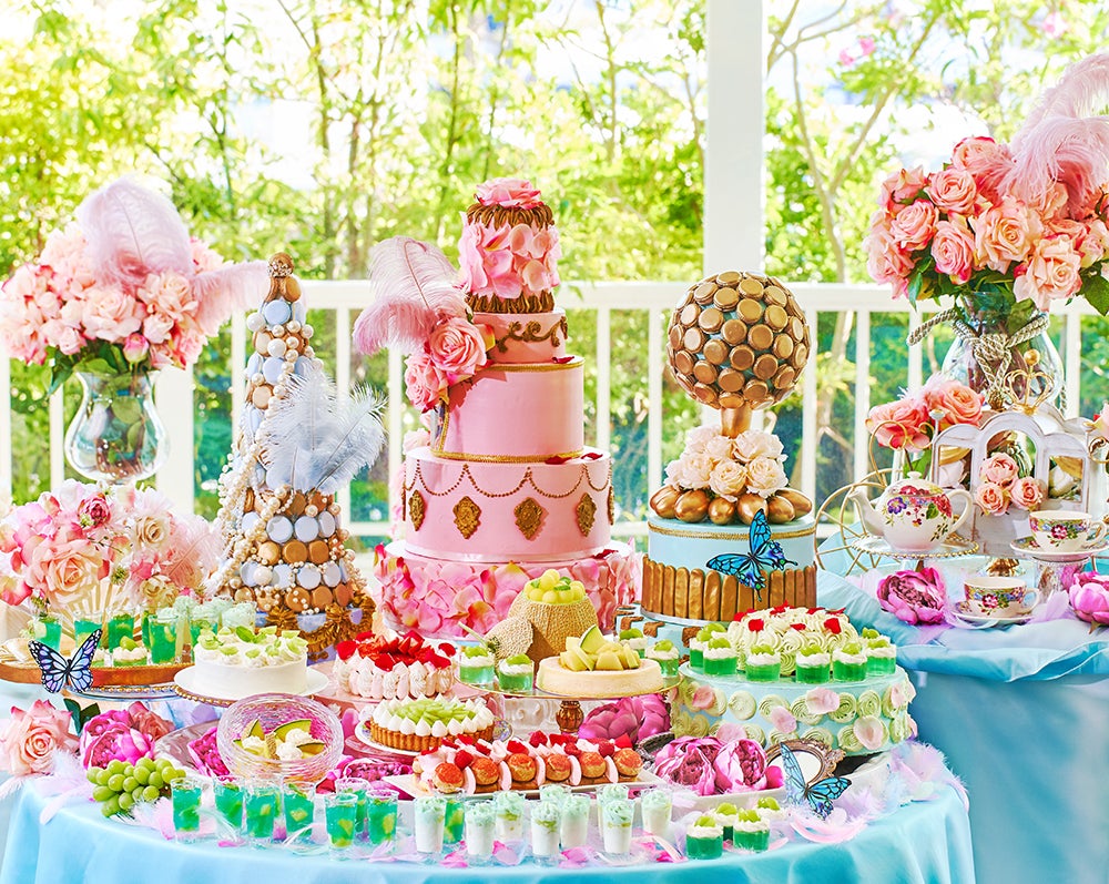 マリー・アントワネットの世界観で楽しむ“メロン＆マスカット”スイーツブッフェ、インターコンチネンタル東京ベイで開催