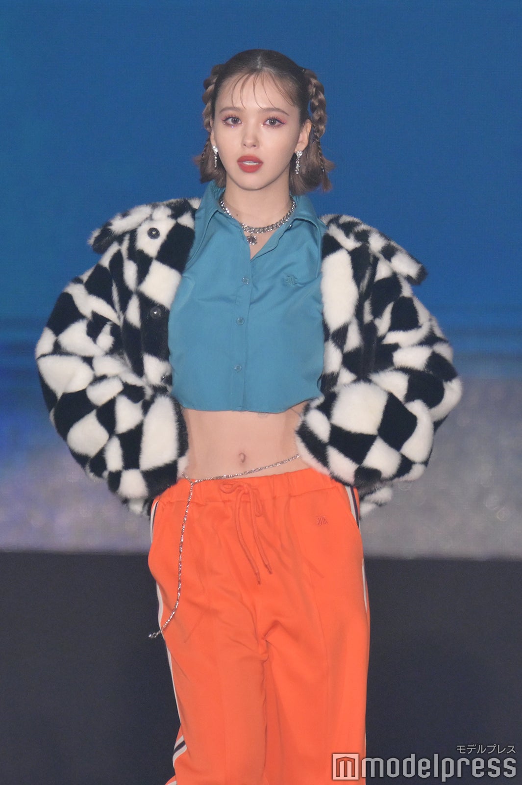 （C）モデルプレス