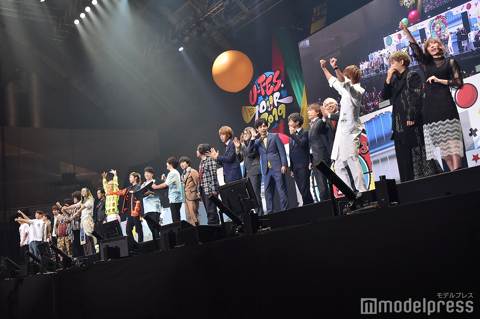 （C）モデルプレス