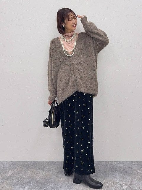 グローバルワークのシャギーオーバーカーデ