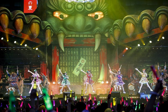 ももいろクローバーZ「桃神祭2016 ~鬼ヶ島~」DAY2/photo by HAJIME KAMIIISAKA+Z