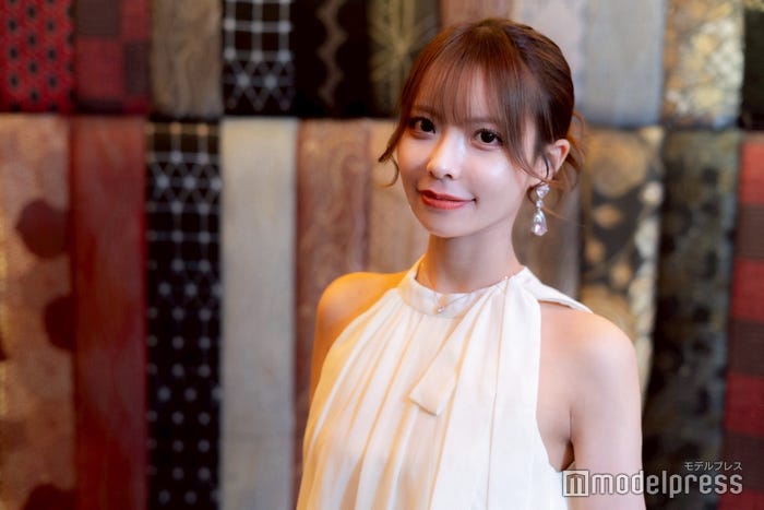 あすか「華灯」(C)モデルプレス