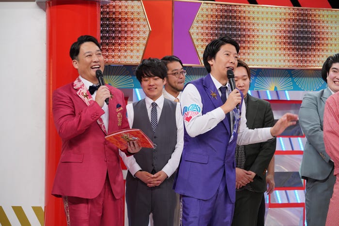 「ytv漫才新人賞 ROUND3」より(C)読売テレビ