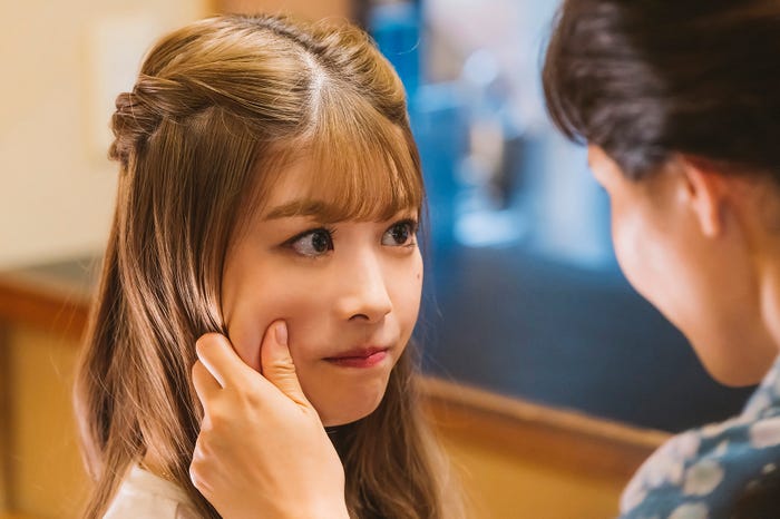 馬場ふみか「恋と弾丸」第3話より(C)箕野希望・小学館/「恋と弾丸」製作委員会・MBS