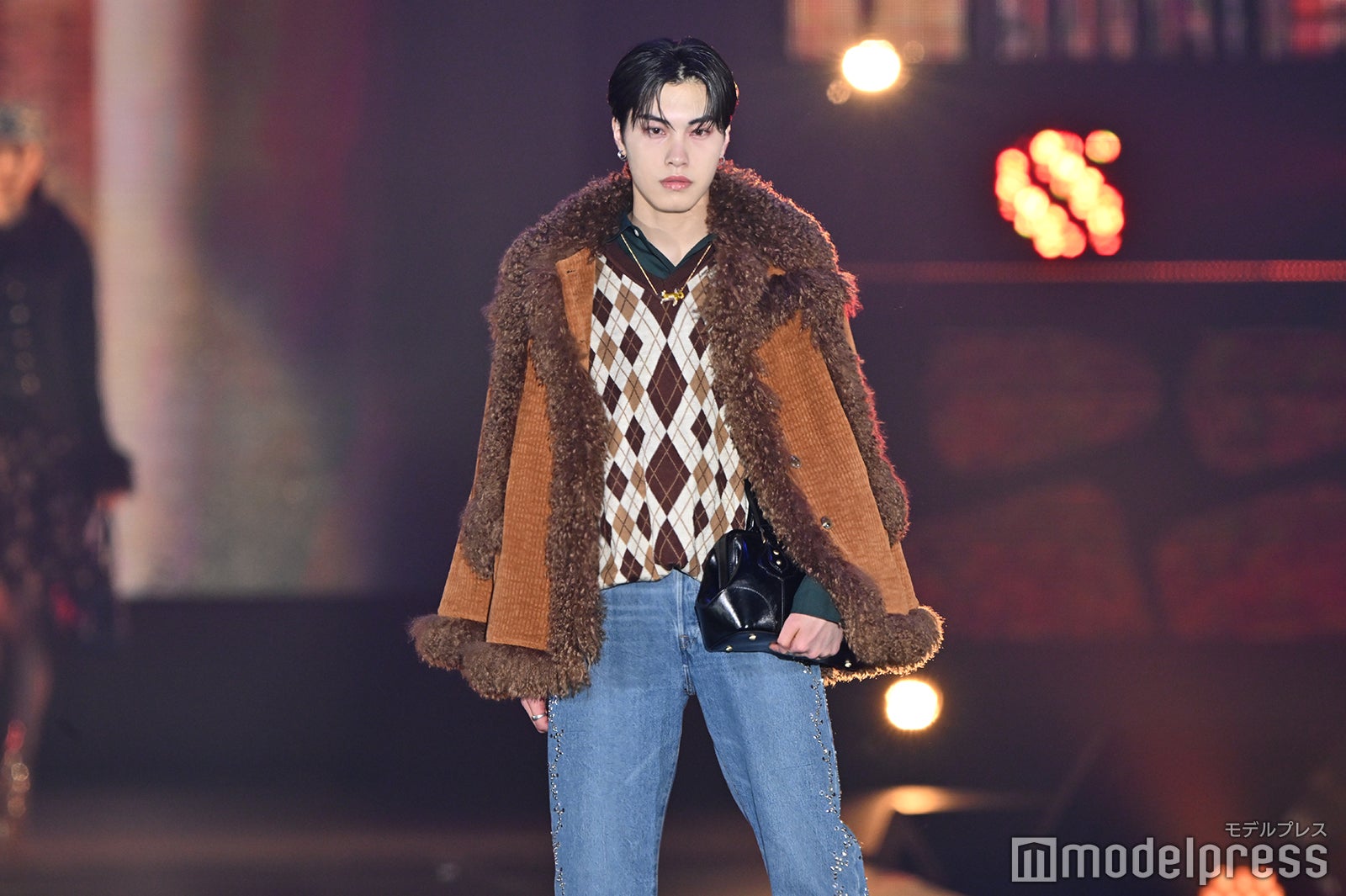 （C）モデルプレス