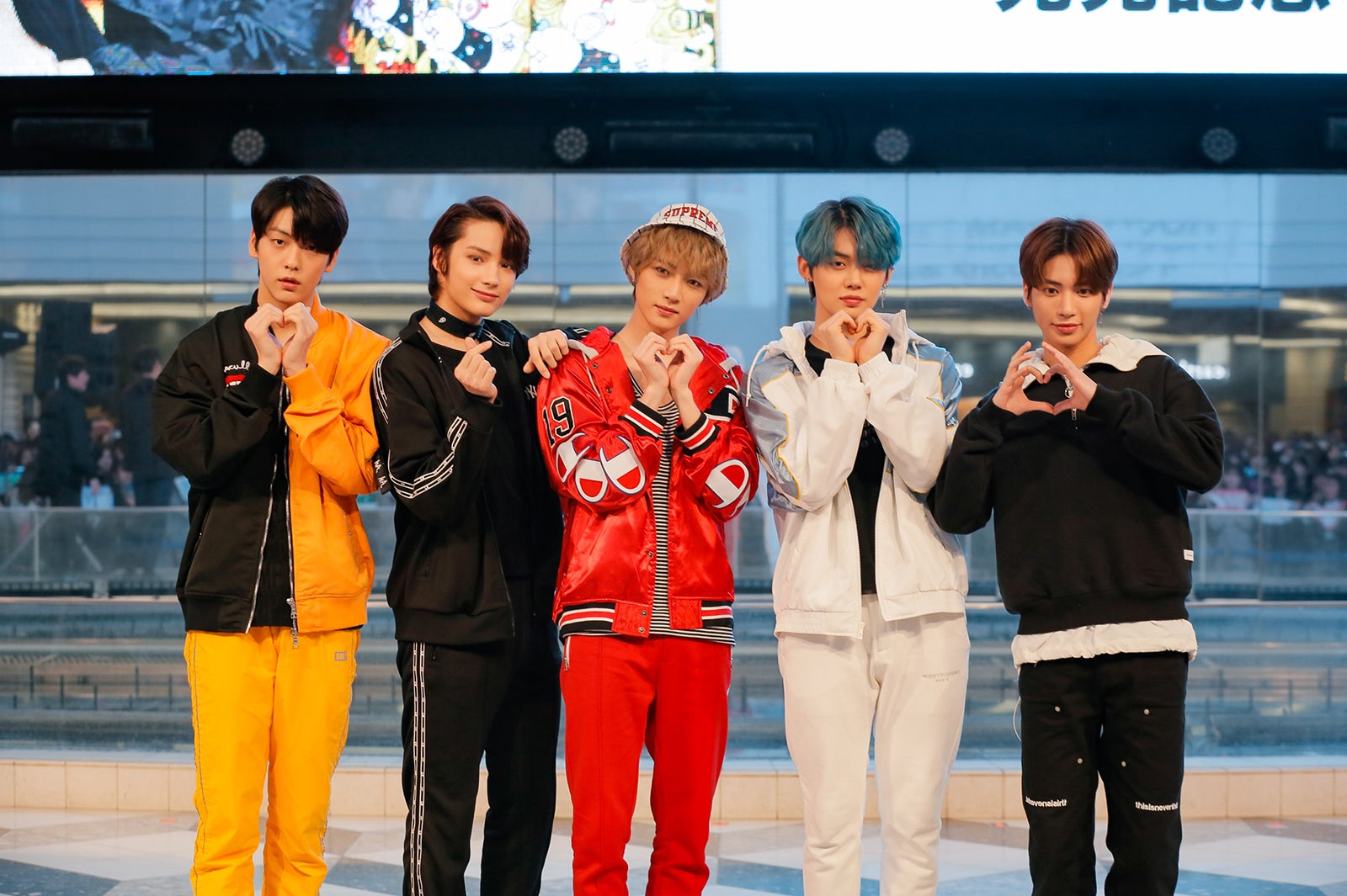 TOMORROW X TOGETHER （提供写真）