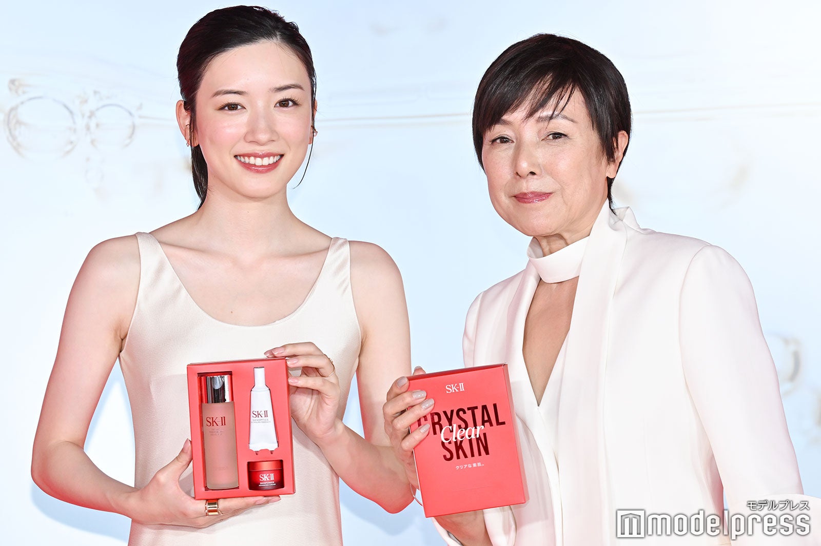 永野芽郁、桃井かおり（C）モデルプレス