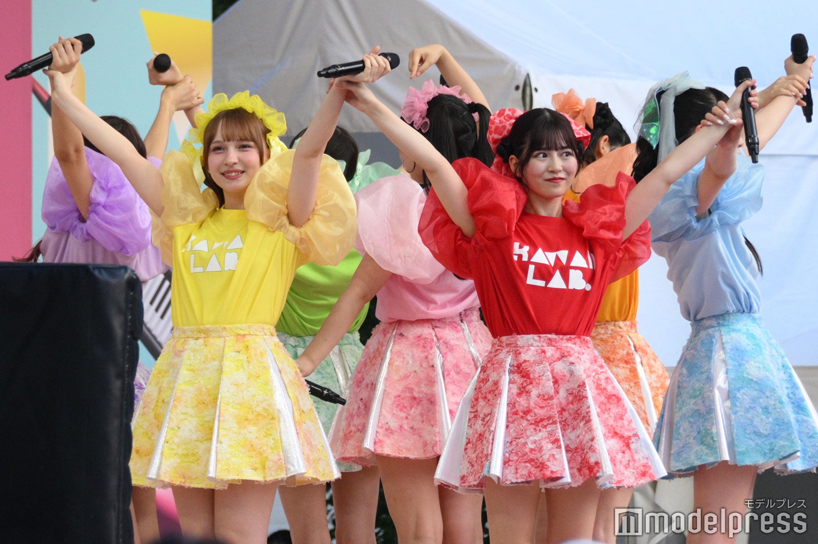 FRUITS ZIPPER（C）モデルプレス