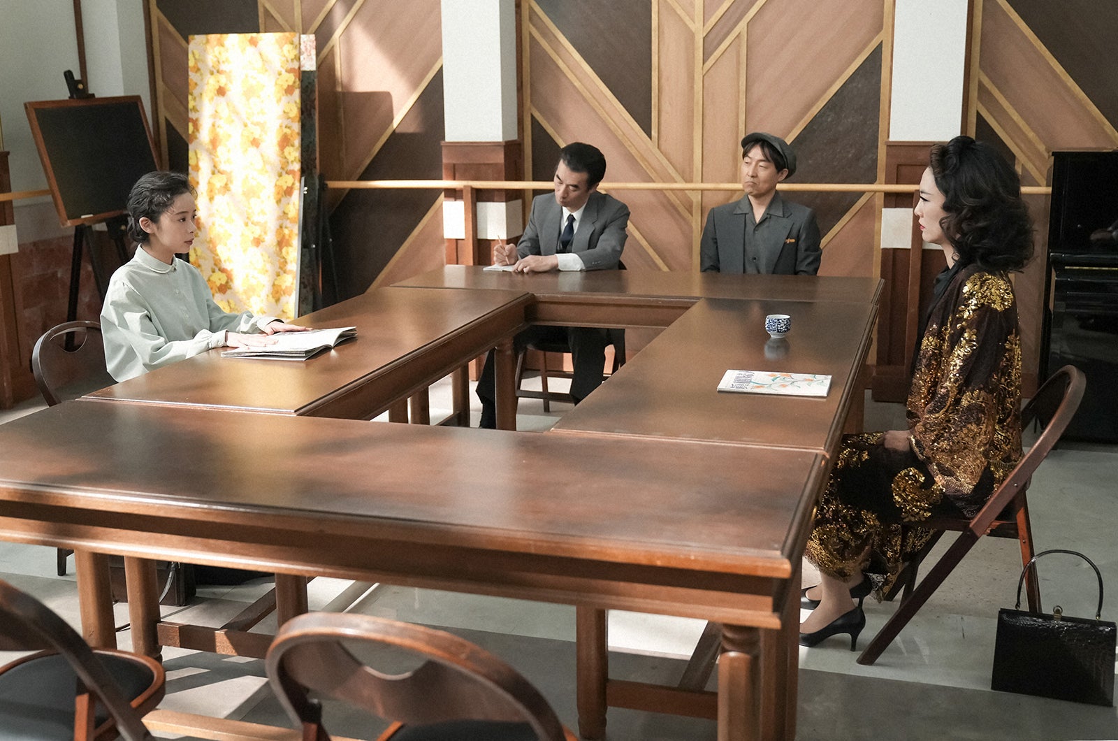 趣里、みのすけ、菊池凛子「ブギウギ」第99話（C）NHK