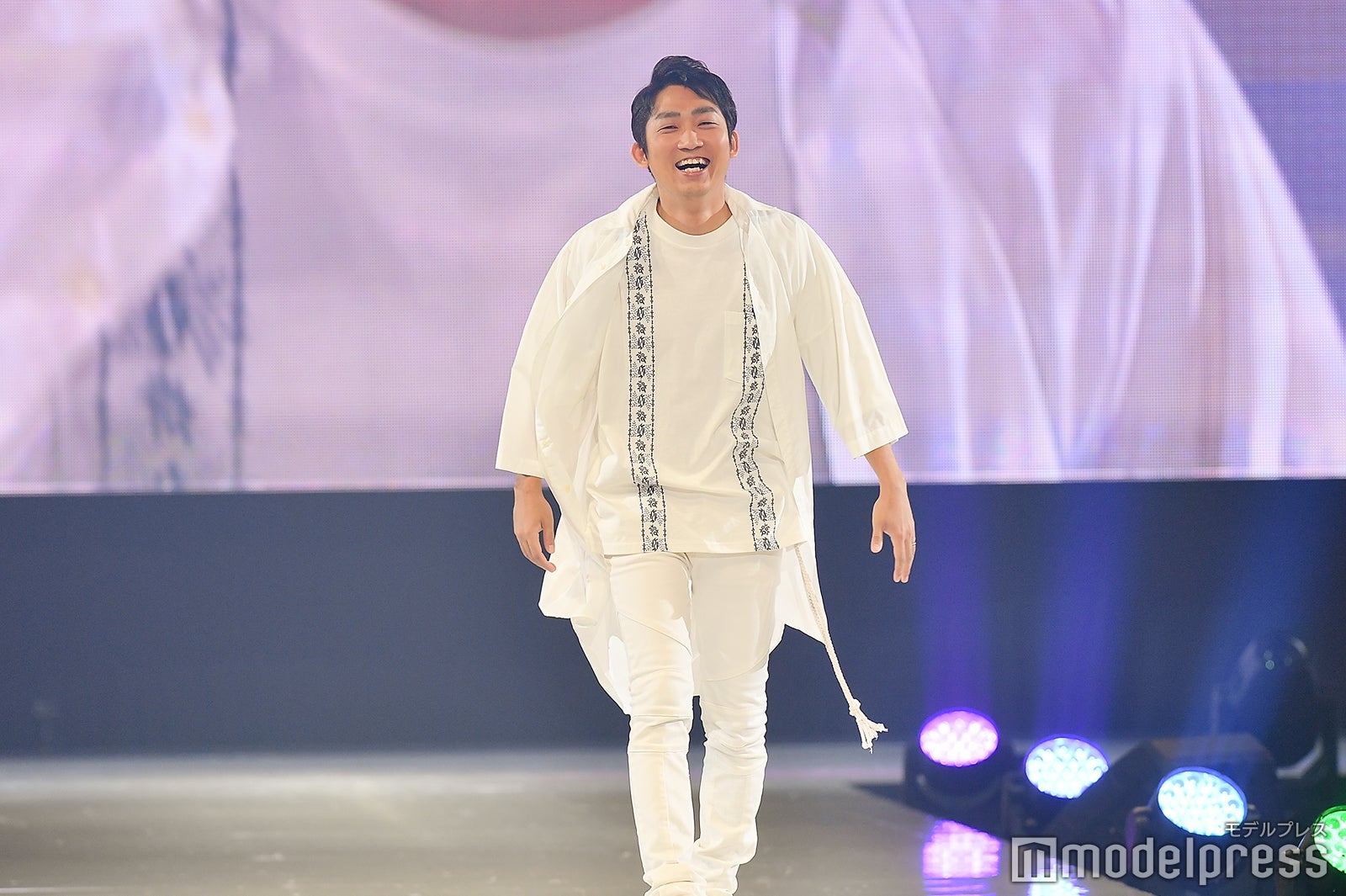 石田明（C）モデルプレス