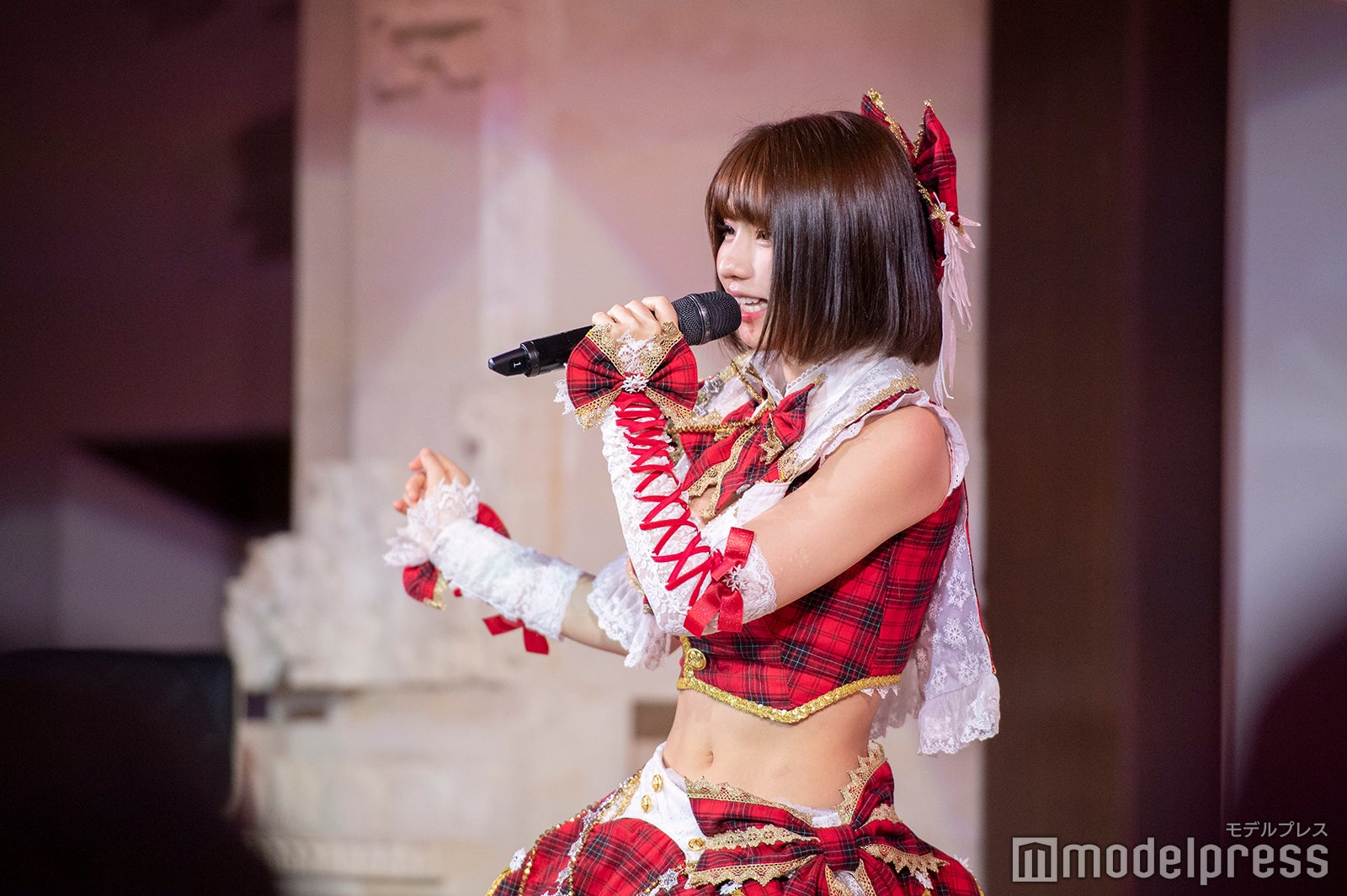 「fancy baby doll」をパフォーマンスするえなこ（C）モデルプレス